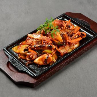 Sweet and spicy stir-fried squid