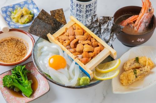 贅沢！ウニ・イカ丼