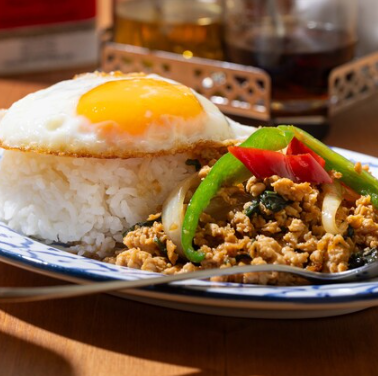 【素材に拘った、本格タイ料理をお楽しみください】