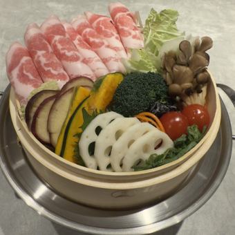 【10종 야채와 시레토코 돼지의 건 미식】1980엔(세금 포함)※코스 설명 필독