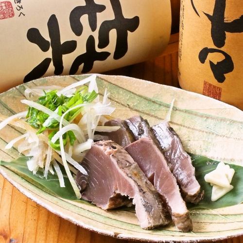 [Focusing on Tosa ingredients] Authentic straw-yaki seared bonito