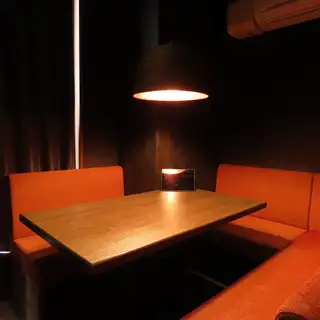 足がのばせる、リラックス掘りごたつとなっております。