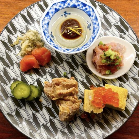 [懷石料理]烤蛤蜊、時令開胃菜、生魚片、炭烤（肉+魚）、米飯*僅限餐食