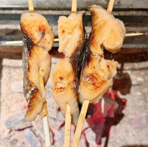 Grilled Spanish mackerel skewers in Saikyo style
