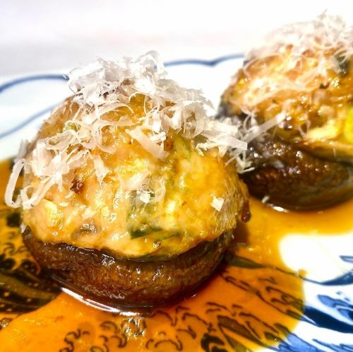 軟骨入り鶏つくね椎茸肉詰め焼　ふわっとパルミジャーノ