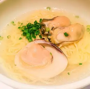 はまぐりと牡蠣の潮そば