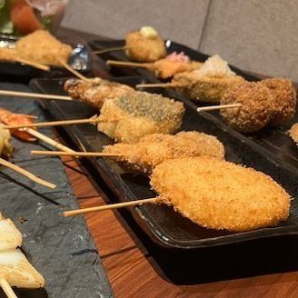 [All 9 dishes ★ All-you-can-drink] Our popular kushikatsu and skewered grill indulgence plan ♪ Premium 5,000 yen course ★