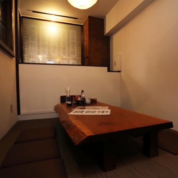 A semi-private dining room recommended for 6 people ♪ It is a seat with no doubt active in various usage scenes such as friends and family ★