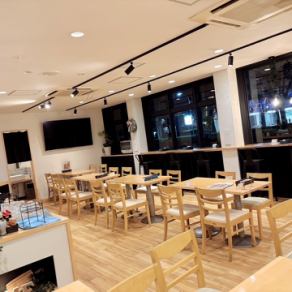 着席時33名様、立食時40名様までご利用可能。プライベートなパーティには是非「ELMO」をご用命ください!歓送迎会、会社宴会、結婚式二次会、懇親会など、団体様のご予約も承っております◎