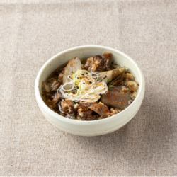 名物3 牛すじ煮込み