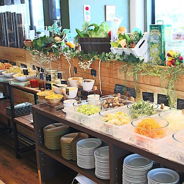 VG名物の季節替わりのサラダバーがリニューアル♪