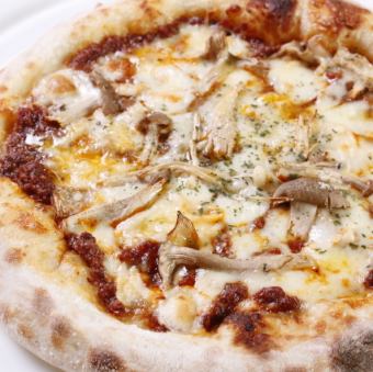 自家製ミートソースピッツァ