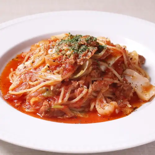 自家背サルシッチャとキャベツのトマトソース生パスタディナーセット