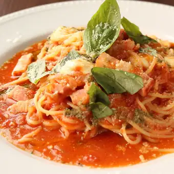 糸引きモッツァレラとバジルの自家製トマトソース生パスタディナーセット