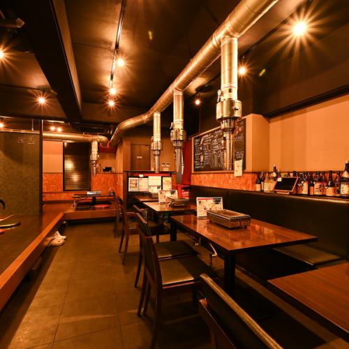 ２名テーブルを２つご用意しております