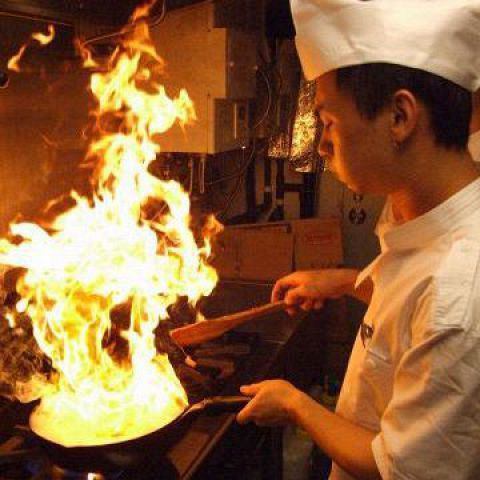 本格韓国料理を魂込めて作っています。