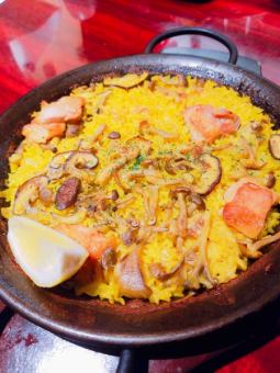 Water Town Red Chicken 100% !! Chicken and Mushroom Forest Paella
