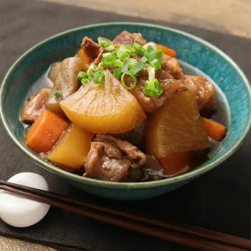 牛すじ煮込み