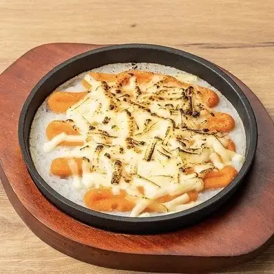 Mentaiko (spicy cod roe) and grated yam with cheese