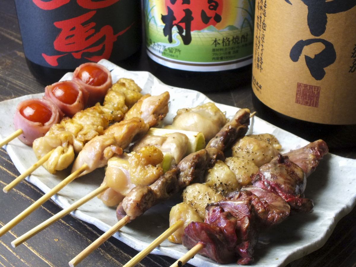 You can enjoy a variety of skewered dishes that the owner is proud of! You can even drink from noon!