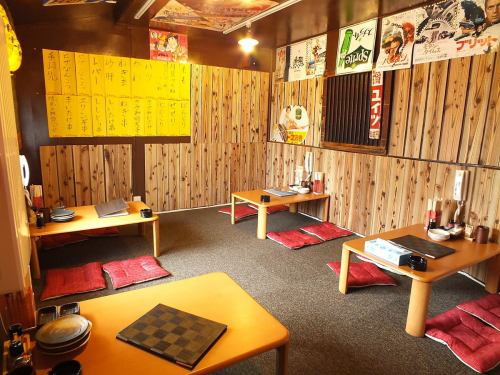 There is tatami seating available, allowing you to enjoy a nostalgic, retro atmosphere.