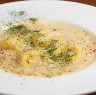 カルボナーラビオリ