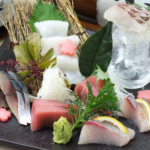 5 sashimi / 3 sashimi