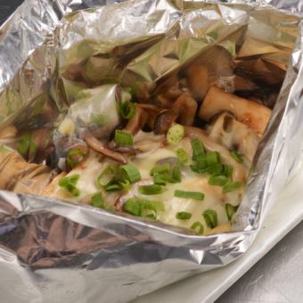 Salmon and king oyster mushrooms baked in miso mayonnaise foil