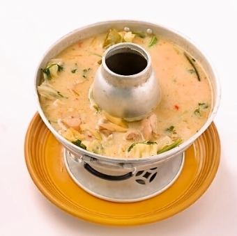 Tom Kha Gai（雞肉和椰子湯）半份