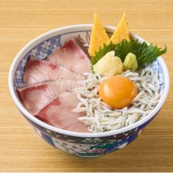 Boiled whitebait rice bowl