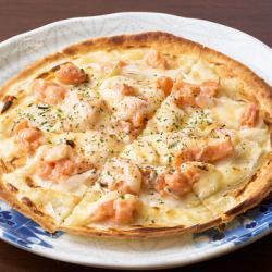 Salmon and cream cheese tortilla pizza