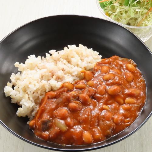 菜食メニューたくさん取り揃えております！野菜の旨味をぎゅっと凝縮！【無水たっぷり野菜のトマトカレー】