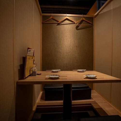 2～6名様個室５部屋あり!
