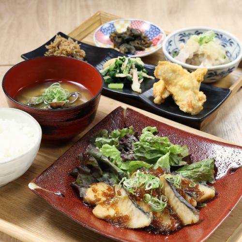 鮮魚の唐揚げの中華ダレ定食