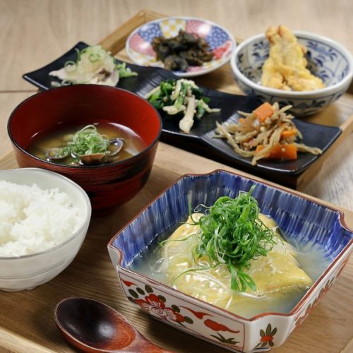 だし巻きのネギ餡かけ定食