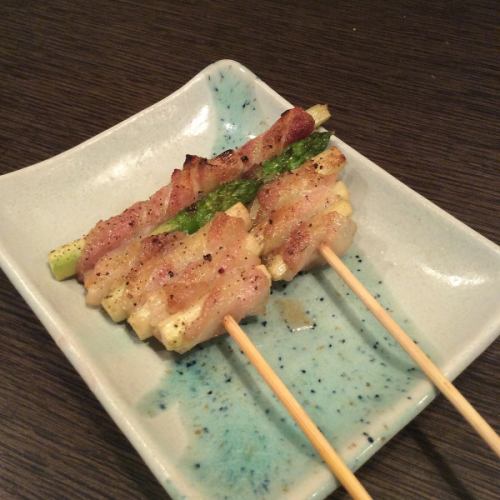 Asparagus meat skewer