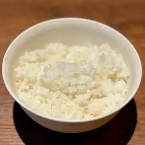在米飯中