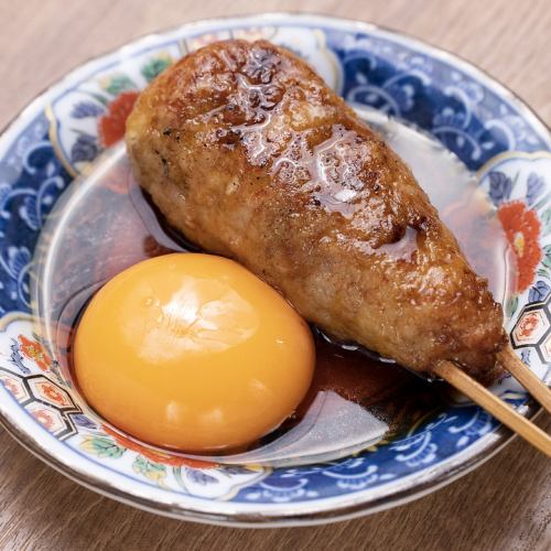 Tsukimi meatball with red chicken egg (1 piece)
