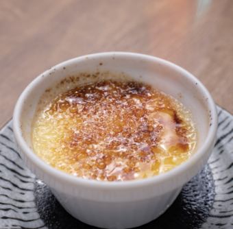 Brulee-style baked pudding