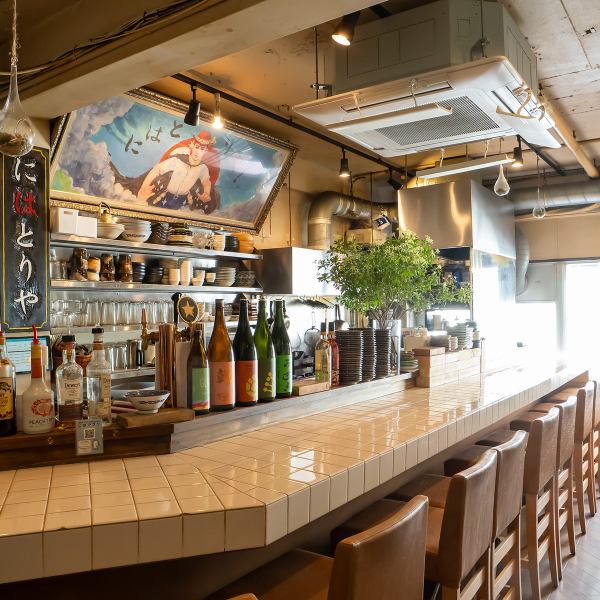 ●大人の隠れ家＊カウンター席●カップル・ご夫婦のデートや女性同士のお食事、会社の同僚との仕事帰りなど…落ち着いた雰囲気の中、ゆっくりと過ごしたい方にぴったりです。