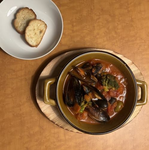 ムール貝のトマト煮込み