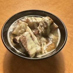 牛バラの塩煮込み