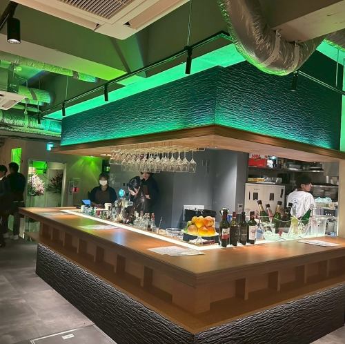 仙台駅から徒歩１分♪のお洒落なstanding bar