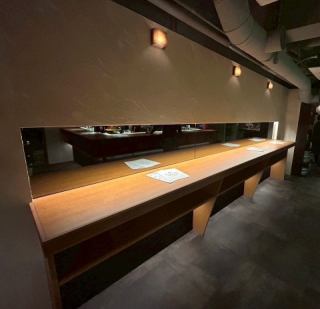 仙台駅から徒歩１分♪のお洒落なstanding bar