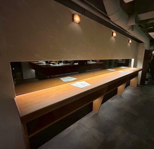 仙台駅から徒歩１分♪のお洒落なstanding bar