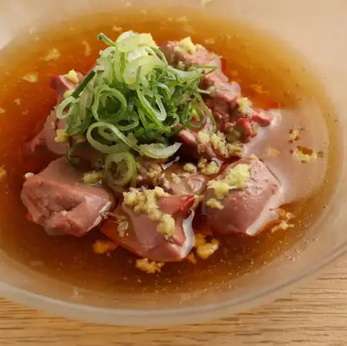 絶品鶏刺身!低温調理の白レバー