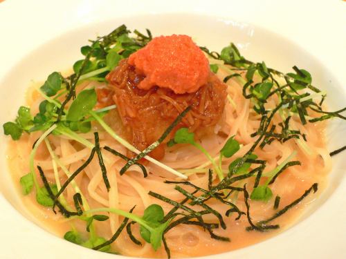 Mentaiko and grated nametake pasta