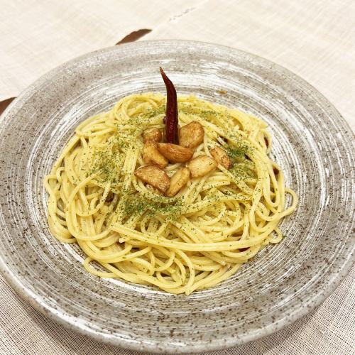 ゴロゴロにんにくのペペロンチーノ