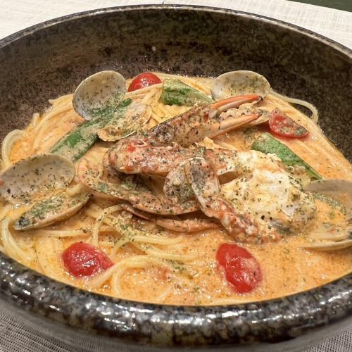 渡り蟹のビスクスープパスタ