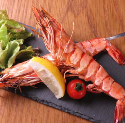Iron skewer grilled large shrimp with head (1 piece)